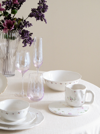 СИРЕНЕВОЕ УТРО