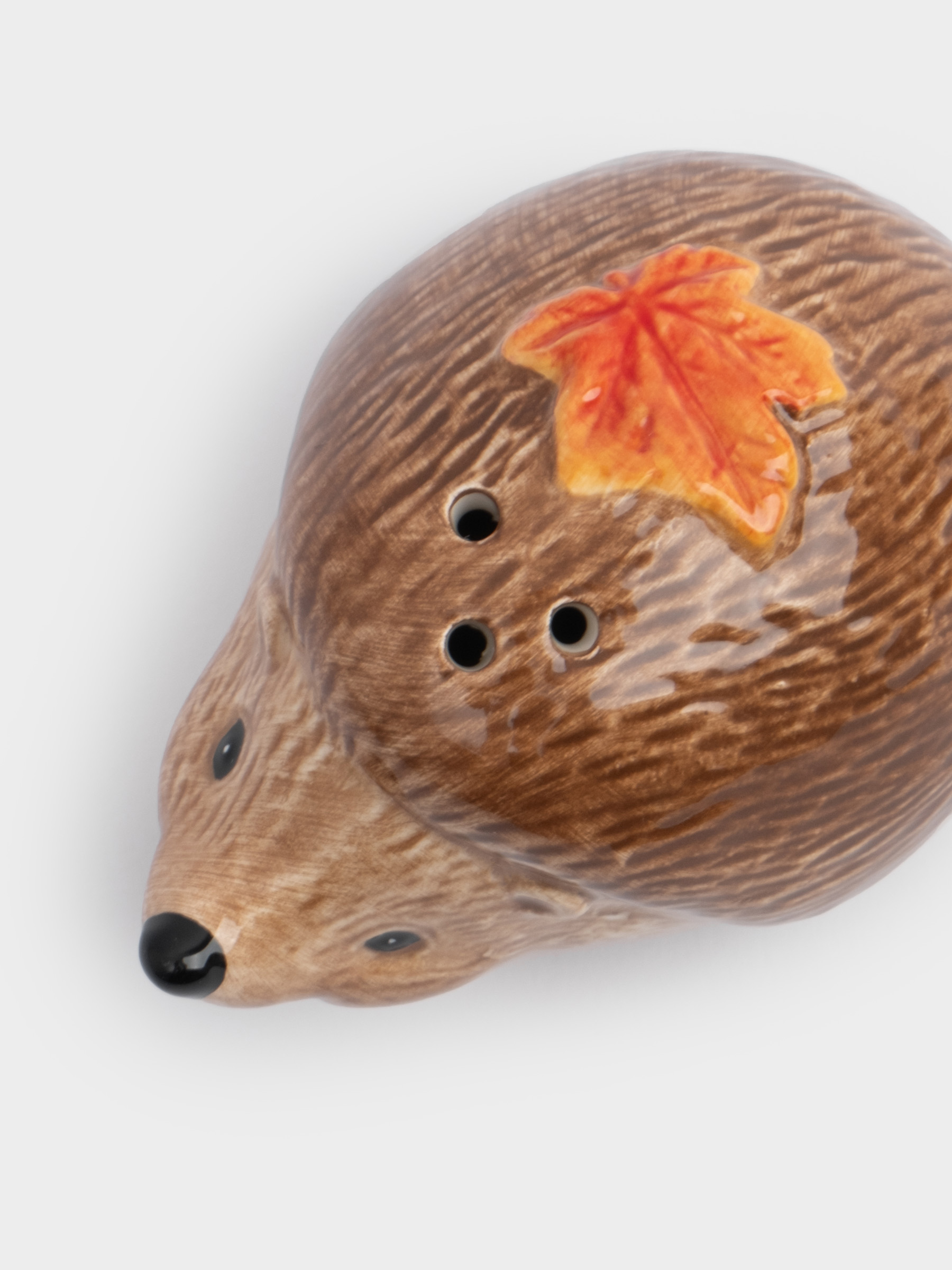 Емкость для соли или перца, 5 см, керамика, коричневая, Еж с листом, Autumn forest, image-1