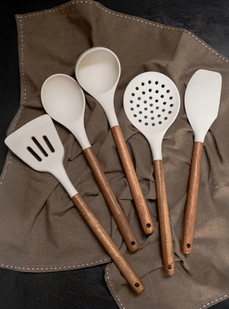 Лопатка с прорезями, 32 см, силикон/дерево, молочный, Wenge, image-6