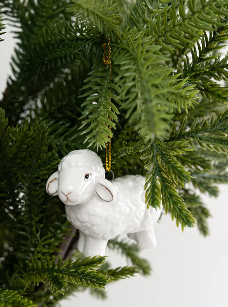 Игрушка елочная, 6 см, фарфор P, молочно-золотистая, Овечка, Sheep, image-4